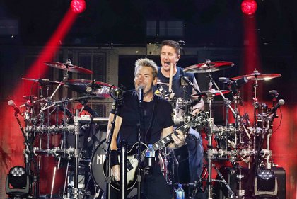 Im alten Stil - Nickelback: Fotos der US-Rockband live in der Festhalle Frankfurt 