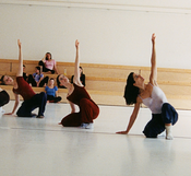 SUPER, SONNTAGS Probestunden in Barre, Floor Work, moderner-/Jazz Tanz in der ImmoBuhlSchule Nürnberg