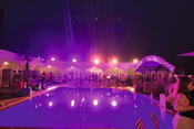Müller-Mega-Poolparty im WANGERLAND RESORT