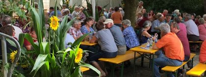 Ippesheimer Weinfest "rund ums Schloss"
