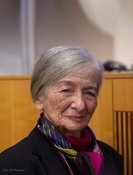 Eine Kindheit im Schatten des Holocaust - Zeitzeugengespräch mit Henriette Kretz