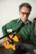 Zeitreise: Klaus Schell spielt deutsche Songs der 60er & 70er