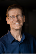 Prof. Dr. Martin Korte: Frisch im Kopf - Wie wir uns aus der digitalen Reizüberflutung befreien