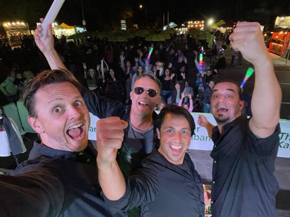 Dorffest Buchs, im Waynes Saloon
