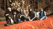 Umsonst und Draußen mit Aaron Brooks and The Bone Cirkus