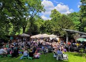 Saisonausklang Biergarten - zum Zuhören, Mitsummen und Mitsingen