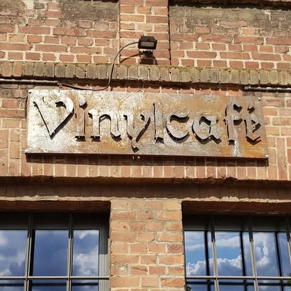 Vinylcafe "Schwarzes Gold"