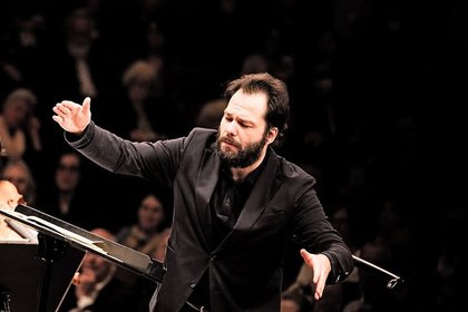 Im Klang berührt: Wiener Symphoniker / Popelka | WIENER KONZERTHAUS