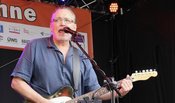 Livemusik am Abend vorm Feiertag mit 9 Fingers