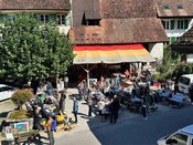 Flohmarkt für Gross & Klein