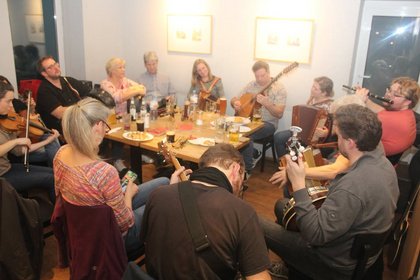 Irish Folk Treff