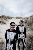 Jan Plewka & Marco Schmedtje - Between the Lights