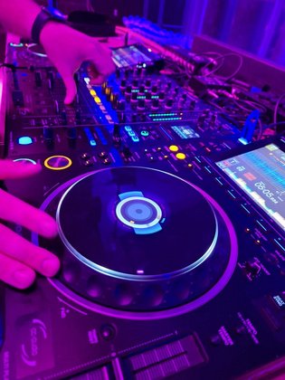 J-TownSessions: Pulse