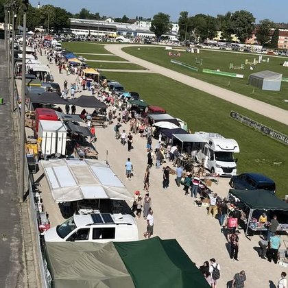 MEGA-JAHRESFLOHMARKT auf der Trabrennbahngelände/STRAUBING zum Verkaufsoffenen Sonntag von 11-17Uhr