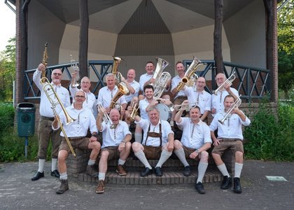 Oktoberfest 2026 mit den Vlierländer Musikaten
