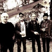 Hugo Race Fatalists - Live on Stage