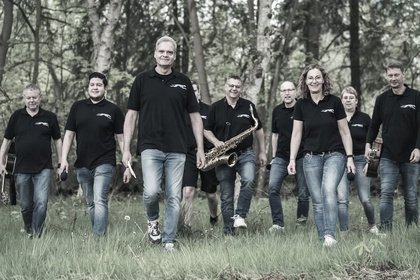 Konzert in Tom's Musikkeller mit Greyhound