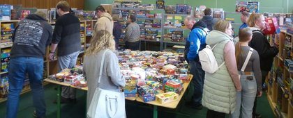 Großer Bring & Buy Spieleflohmarkt beim Wattenbeker Familienspieletag