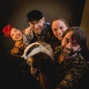 KONZERT - The Renates & BASIX