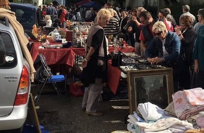 Sonntags-Flohmarkt zur Aldinger Kirbe + verkaufsoffenen Sonntag ORTSMITTE in 71686 Remseck-Aldingen
