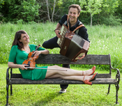 Weltmusikalische Frischluft - ein Abend mit dem Duo KlangZeit
