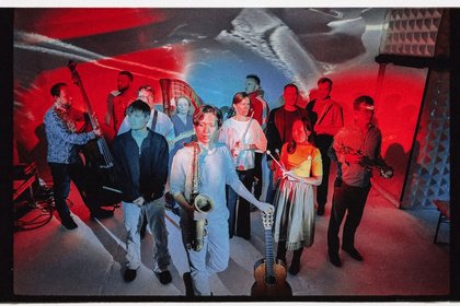 Andromeda Mega Express Orchestra: 20 Jahre Zukunft