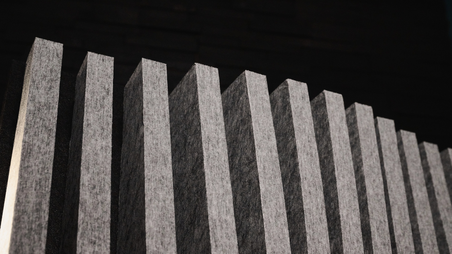 t.akustik präsentiert die neuen parametrischen Absorber
