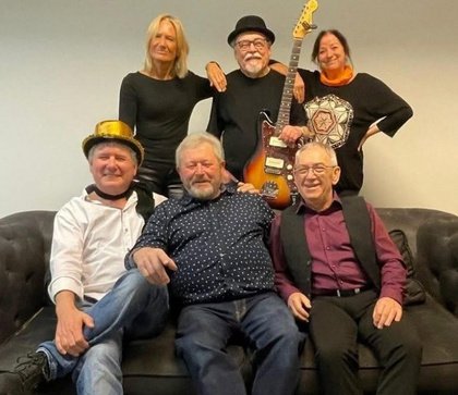 ROCKIN BLUES BAND