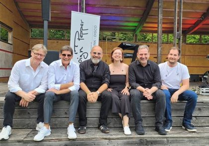Soiz`n Pepper: "Tanzparty im Paul-Theater"