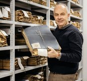 Holzbücher und Herbarien – Beispiele für die Biodiversität