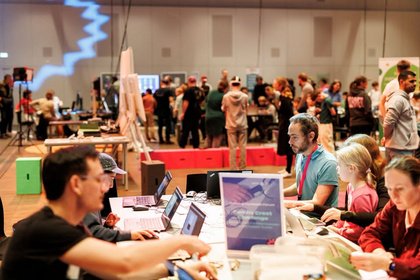 Rethink, Rebuild, Reshape! Mitmach-Festival zur Code Week