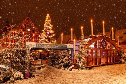 Weihnachtsmarkt Gotha - 23.11 bis 30.12.26 - historischer Hauptmarkt
