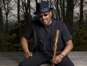 LIVE MUSIK mit LARRY WATKINS