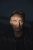 Oliver Masucci - Träumertänzer