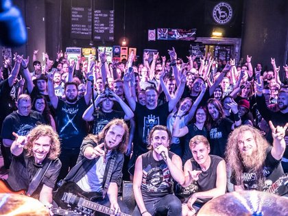 Metal Up Your Life 22