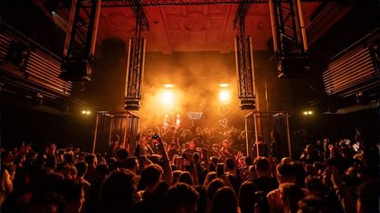 Lovers In The Night | Kaufleuten Club