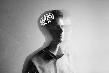 Alex Stoldt - quasi Nichts