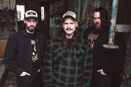 GODZILLA IN THE KITCHEN Support: MUDFINGER | Schaubude im Hinterhof (sludge / doom / stoner)