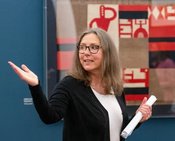 Kuratorinnenführung Kosmos Arp mit Astrid von Asten M.A.