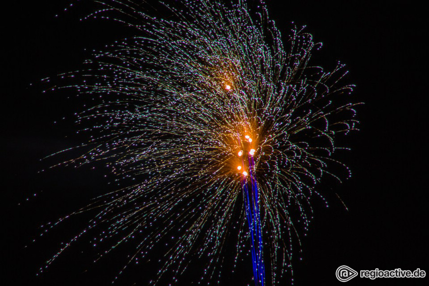 Fotos: Das große Feuerwerk bei Rhein in Flammen in St. Goarshausen 2016