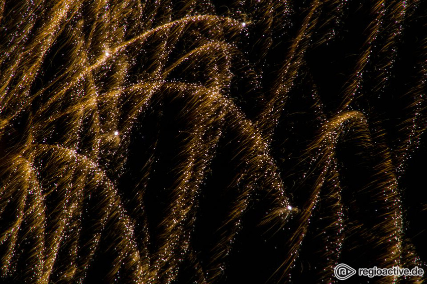 Fotos: Das große Feuerwerk bei Rhein in Flammen in St. Goarshausen 2016