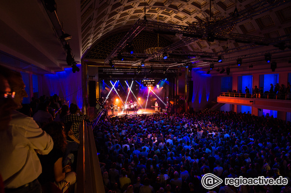 Unterhaltsam bis grausam - Wechselhafter Samstag beim SWR3 New Pop Festival 2016 in Baden-Baden 