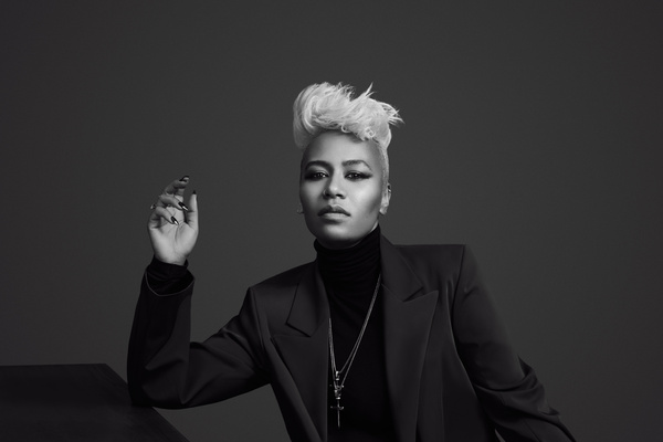 Nach langsamen Auftakt - Emeli Sandé dreht im Zenith München erst ab Konzertmitte voll auf 