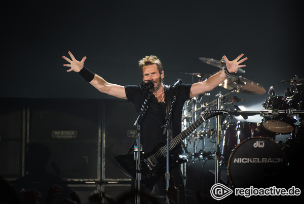 Ob Metal, Rock oder halbakustisch - Nickelback zeigen in der Mannheimer SAP Arena alle Facetten ihres Könnens 