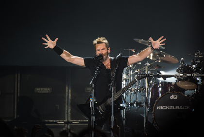 Ob Metal, Rock oder halbakustisch - Nickelback zeigen in der Mannheimer SAP Arena alle Facetten ihres Könnens 