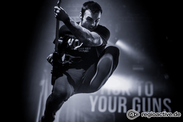 Energiegeladen - Fotos von Stick To Your Guns als Opener von Architects live in Frankfurt 