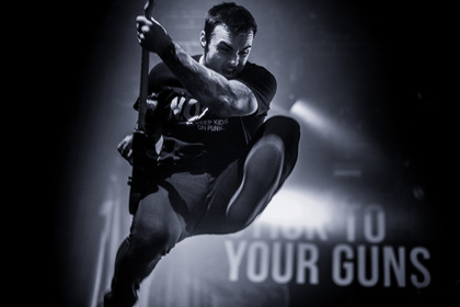 Energiegeladen - Fotos von Stick To Your Guns als Opener von Architects live in Frankfurt 