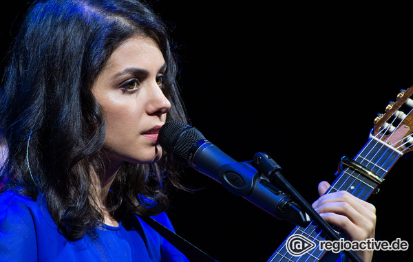 Der Chor und ich - Vielstimmig: Bilder von Katie Melua mit dem Gori Women's Choir live in Frankfurt 