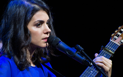 Der Chor und ich - Vielstimmig: Bilder von Katie Melua mit dem Gori Women's Choir live in Frankfurt 