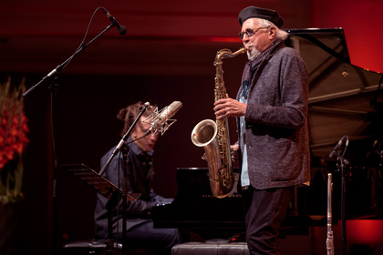 Harmonie - und mehr - Enjoy Jazz 2016: Charles Lloyd mit neuem Quartett im BASF-Feierabendhaus in Ludwigshafen 